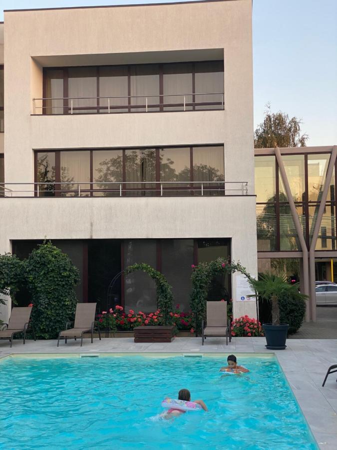 Hotel Perla Timisoara Bagian luar foto