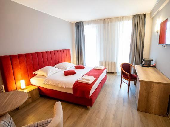 Hotel Perla Timisoara Bagian luar foto